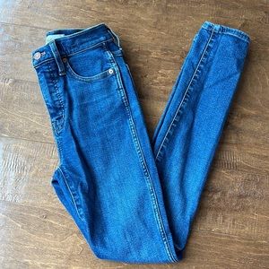 Madewell 10” High-Rise Skinny Jean